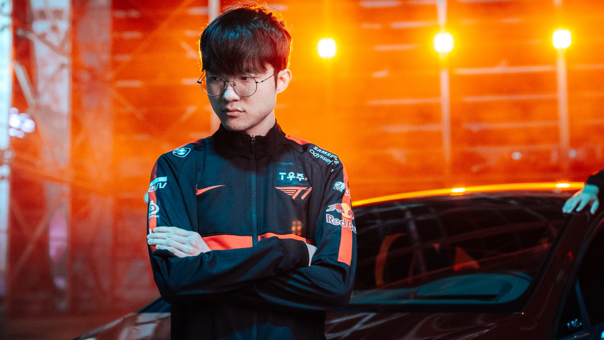 Faker из T1 сломался и ударил головой о стену после поражения LCK