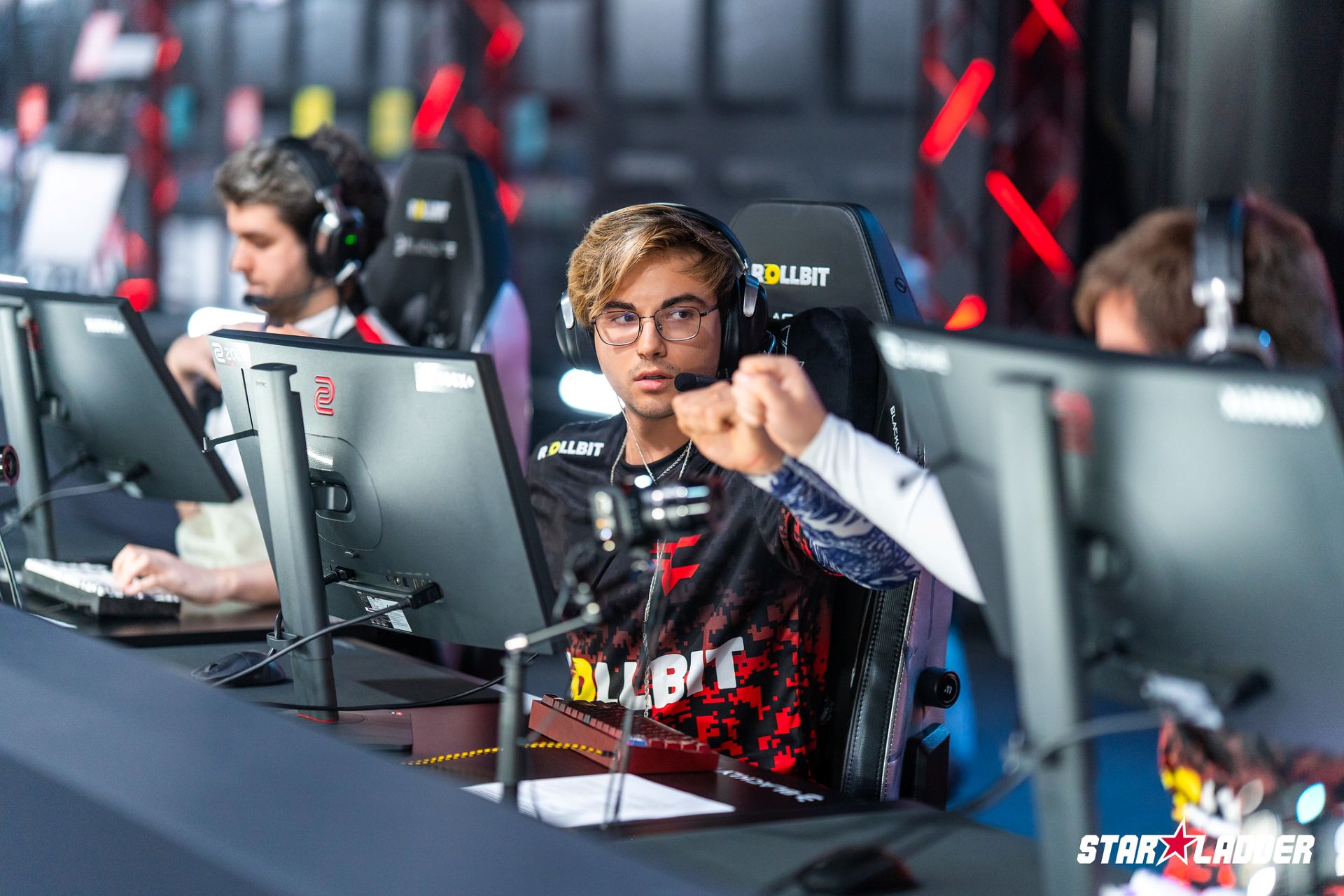 Twistzz All But Confirms Karrigan's FaZe Departure; Can Falcons Move ...