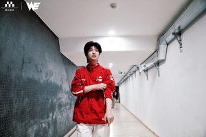 Team WE Descend LPL Playoffs Descend Into Chaos