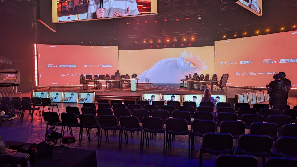 EWC 2026 Lenovo Gauntlet